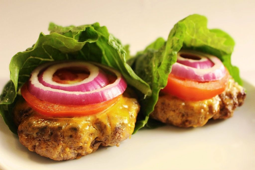 Keto Bunless Pub Cheeseburger