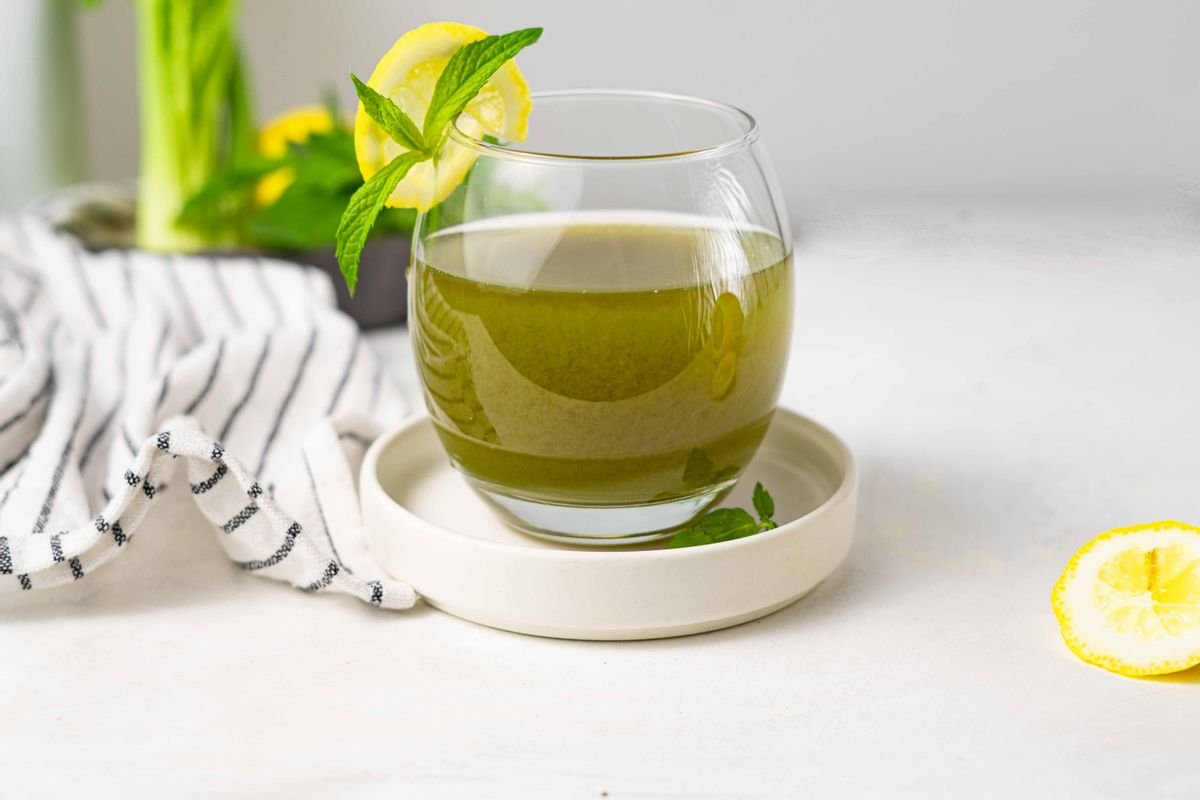 Keto Celery and Mint Juice