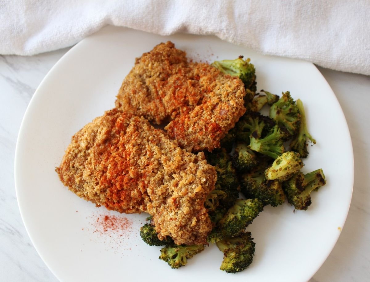 Keto Chicken Schnitzel W Spicy Brown Broccoli