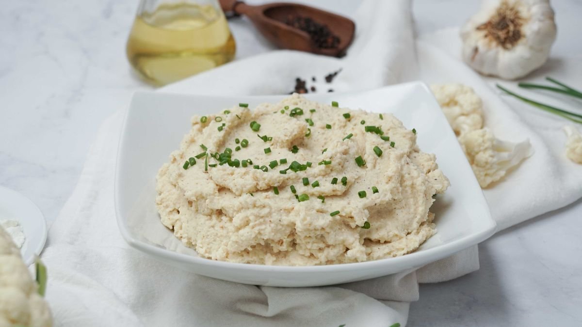 Keto Goat Cheese Roasted Mashed ‘Potatoes’