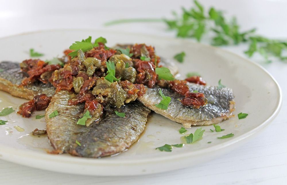 Keto Sardines With Sundried Tomatoes And Capers