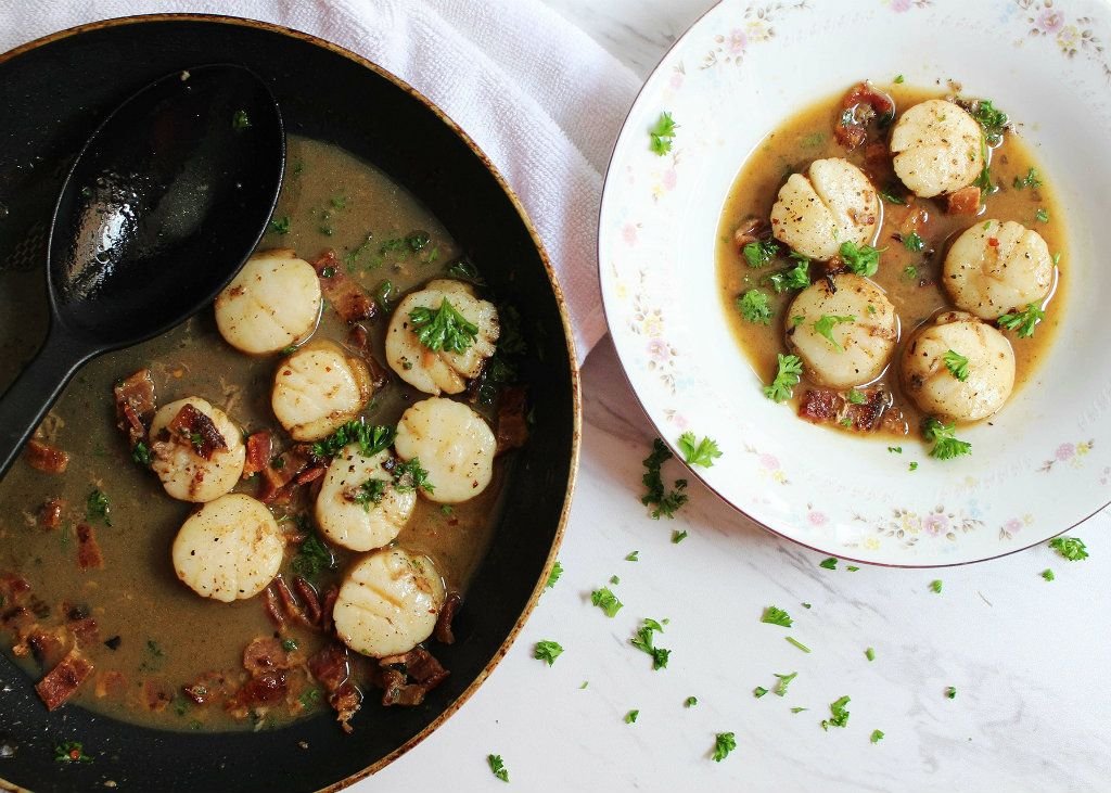 Keto Scallops in Bacon Butter Sauce