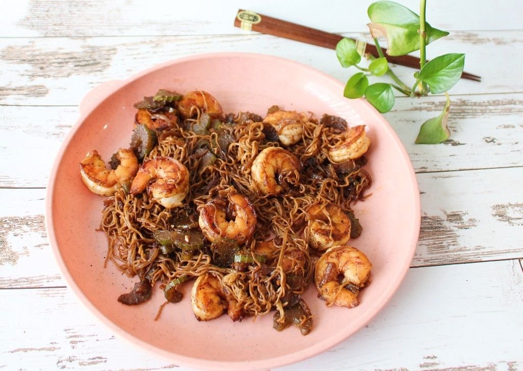 Keto Shrimp Chow Mein