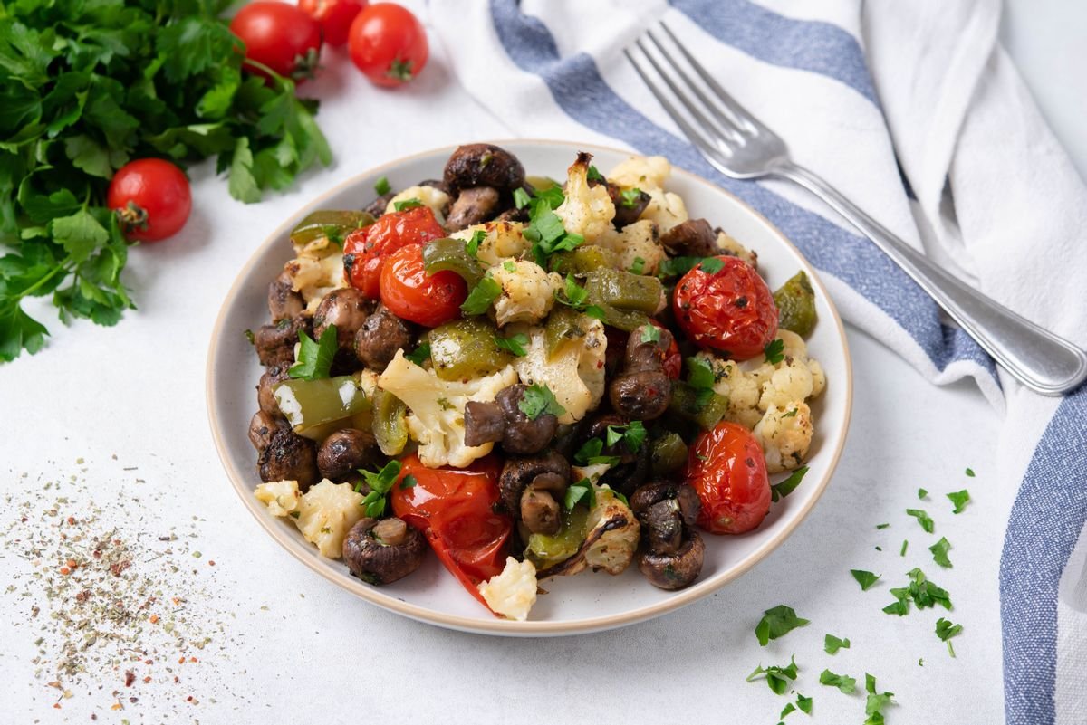 Low-Carb Italian Roasted Mushrooms and Veggies