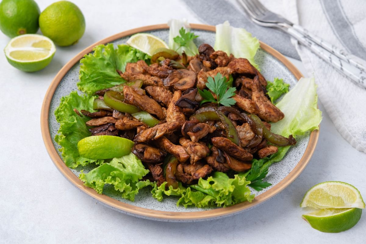 Spicy Keto Turkey with Mushrooms and Peppers